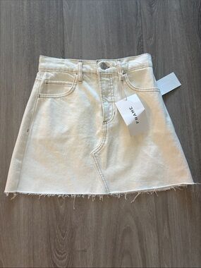 Frame Le High in Tight Skirt